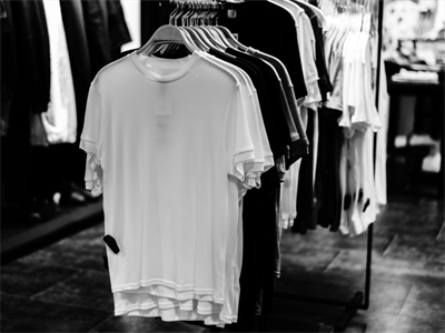 T恤服装卖场样机