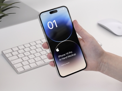 手持iphone14pro手机屏幕界面UI展示场景样机智能贴图PSD设计素材
