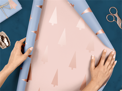 礼物品包装纸印花图案展示效果VI智能贴图样机PSD