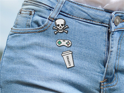 高品质珐琅金属胸针徽章样机素材PS智能贴图