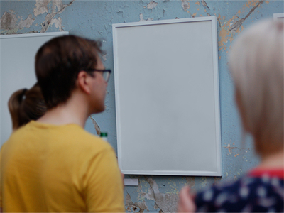 毕业设计艺术画展样机贴图场景效果图橱窗海报广告提案PS设计素材