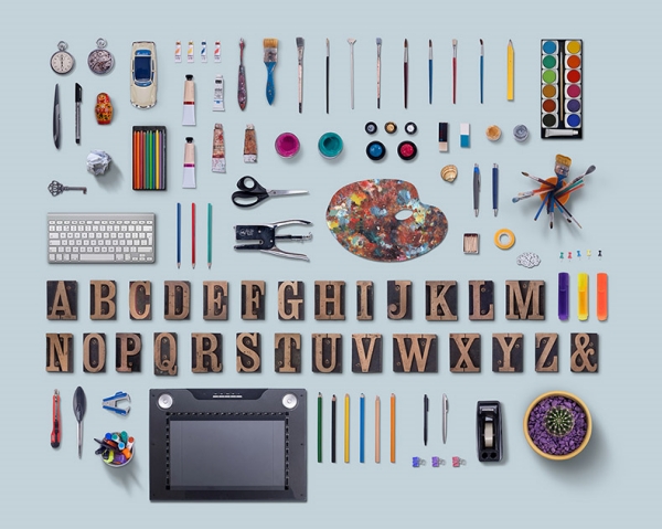 绘画场景油画水彩画笔画板彩笔剪刀怀表元素