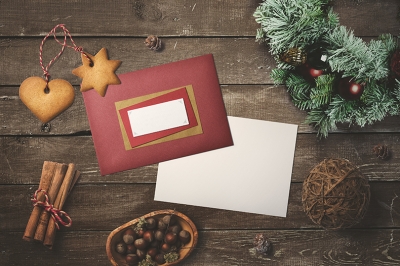 圣诞节元素信封松果时尚元素圣诞节配图免抠素材