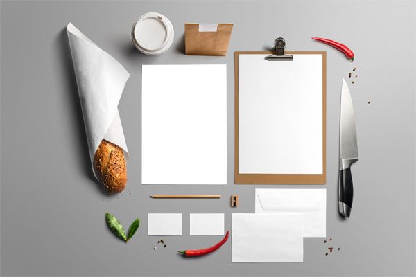 整套10款餐饮餐厅VI品牌logo样机包装纸文件夹刀具辣椒芦笋砧板牛皮纸袋打包带咖啡杯