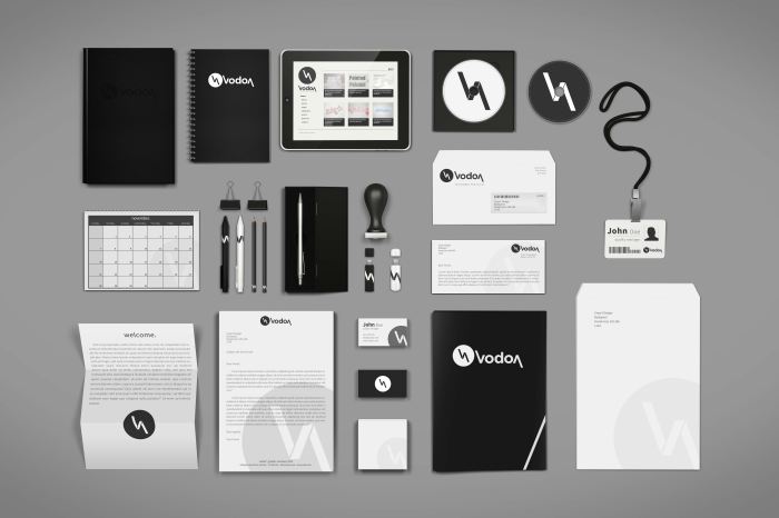 整套6个品牌VI展示样机logo样机名片卡片燕尾夹工作证光盘信封信纸纸张记事本笔记本铅笔圆珠笔U盘